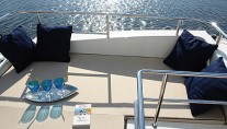 NAHEMA IV -  Flybridge seating